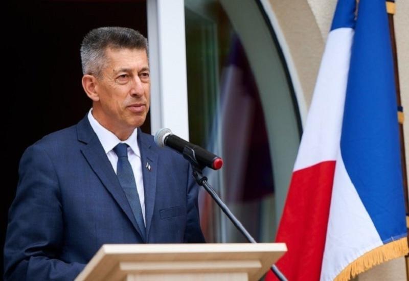 Nicolas de Bouillane de Lacoste - Francuski veleposlanik na zahtjev predsjednika napustio Bjelorusiju 